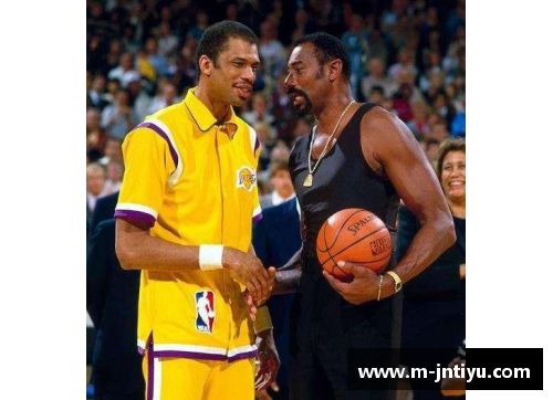NBA顶级球星的终极评析：20位巨星的光辉岁月与不朽传奇